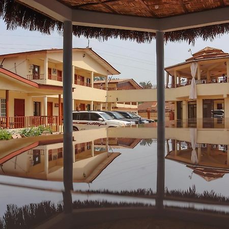 Paloma Guest House Kenema Exterior foto